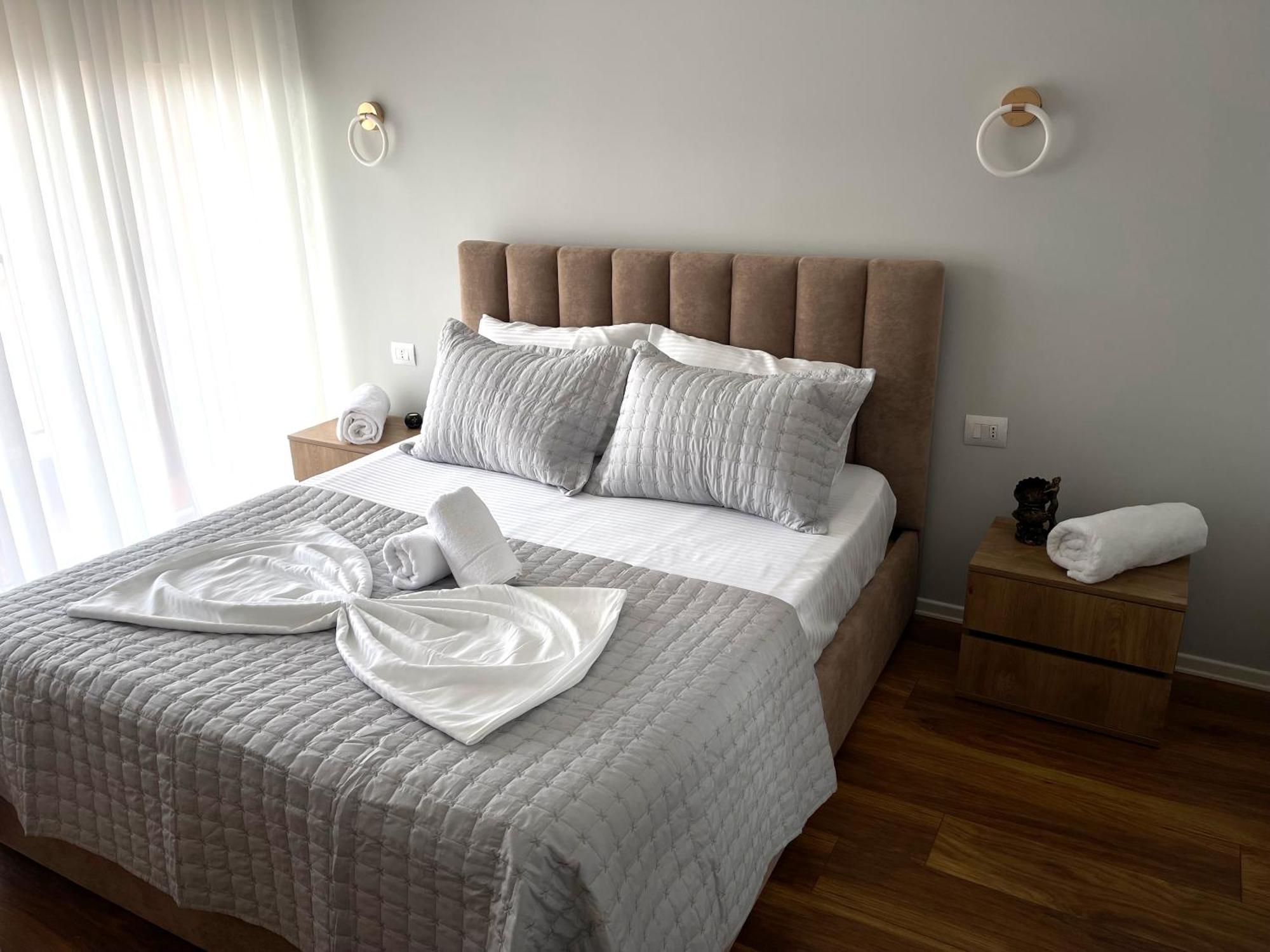 New Bazaar, Grand Apartment Tirana Exterior foto
